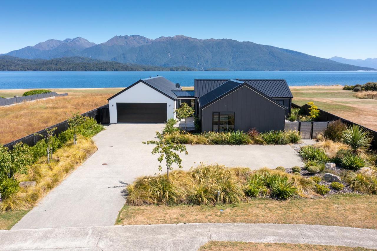 Lake House - Te Anau Holiday Home Exterior photo